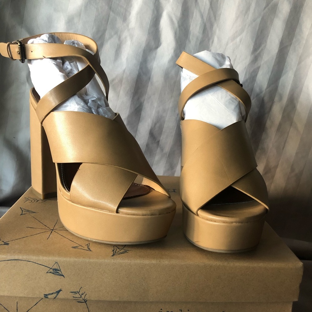 Cross band platform heels